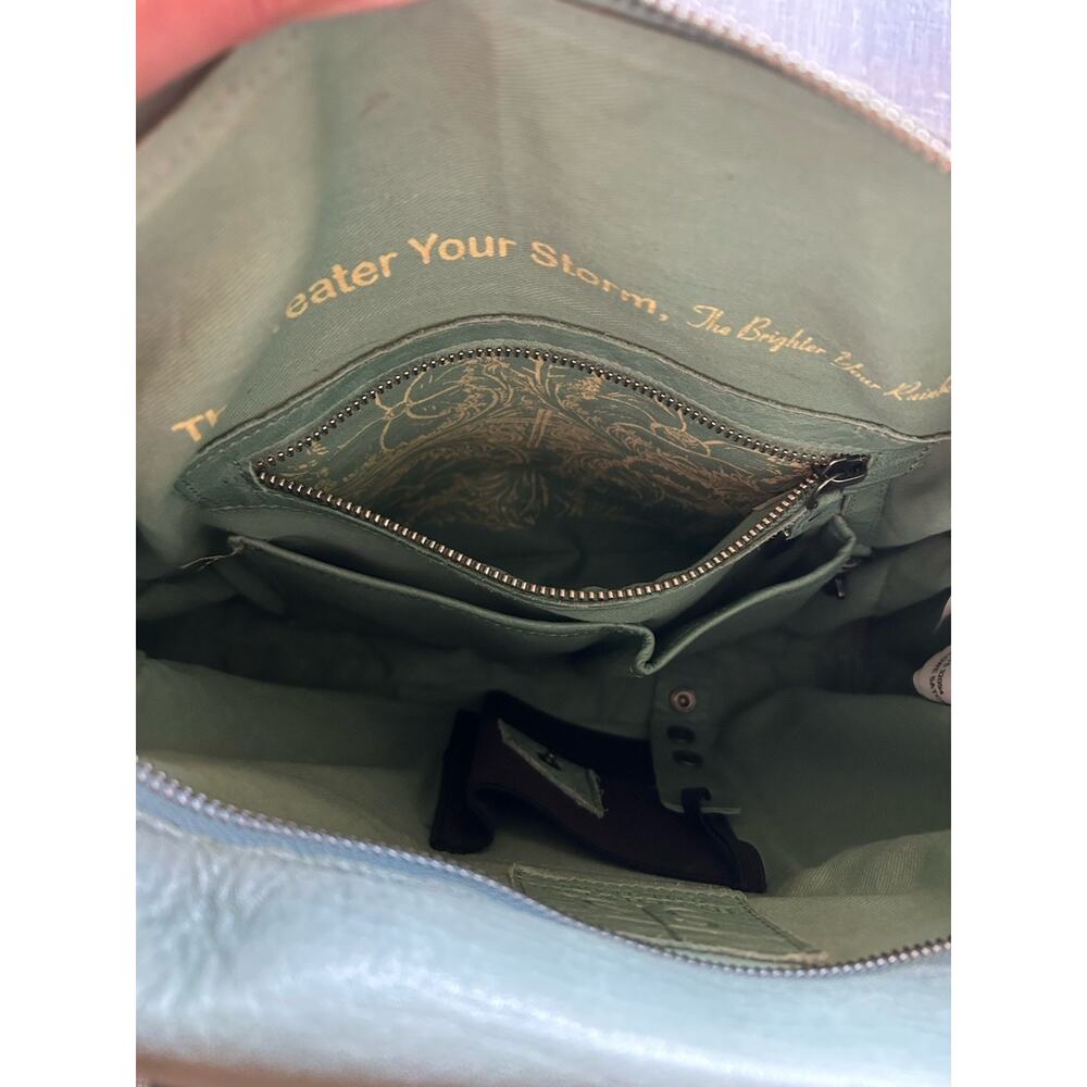 STS Ranchwear Marlowe Satchel Sea Foam Distressed Leather Shoulder Bag Tassel - Picture 14 of 16